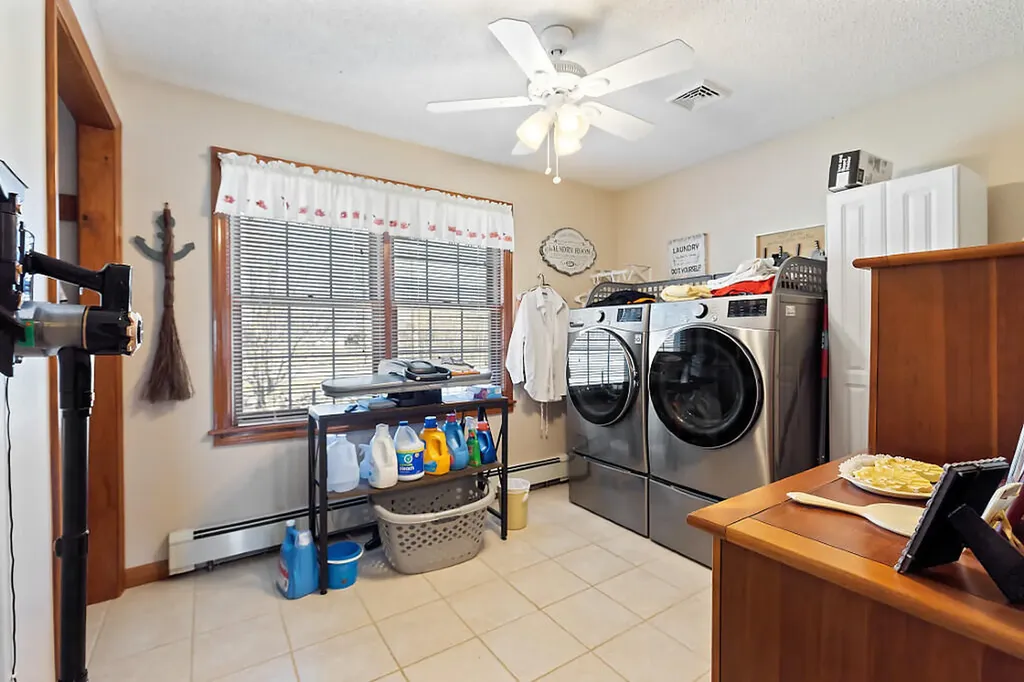 80 Taber Hill Road Vassalboro ME 04989