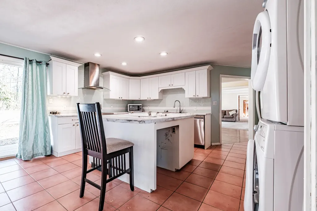 12 Sylvan Road Scarborough ME 04074