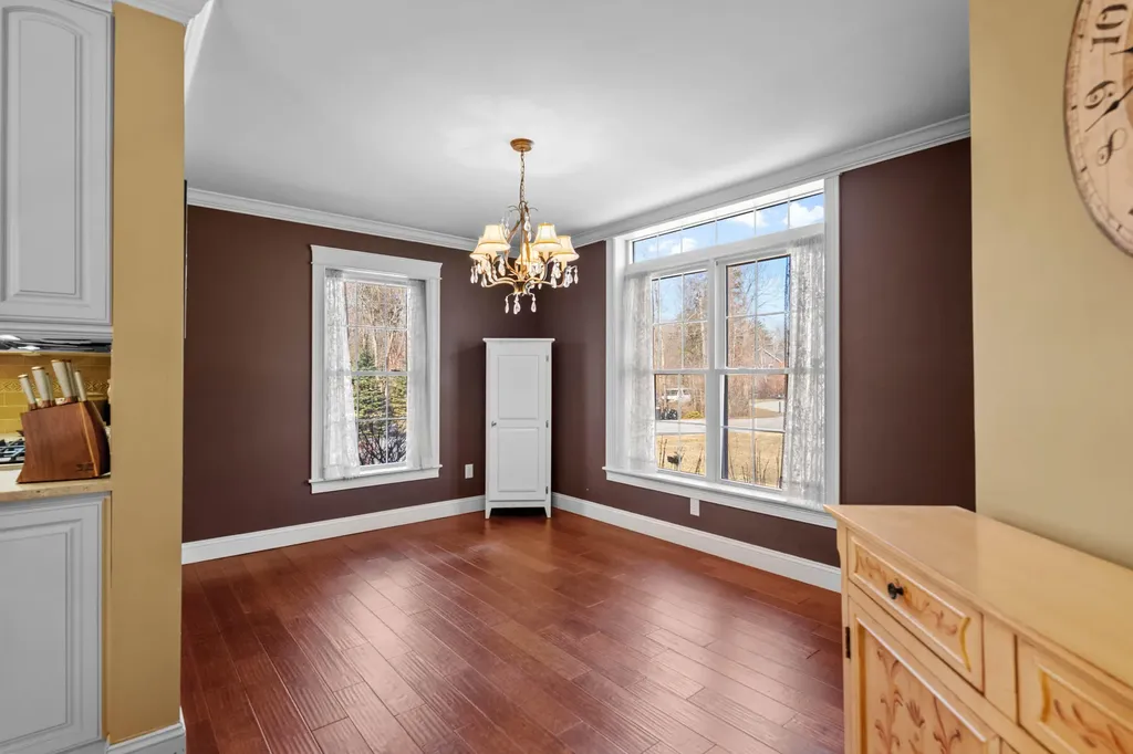 79 Charter Way Auburn ME 04210