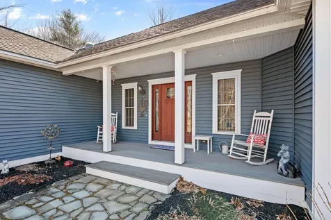 79 Charter Way Auburn ME 04210