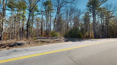 1890 Pownal Road Auburn ME 04210
