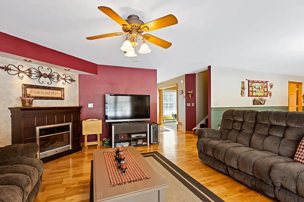 53 Mathews Avenue Waterville ME 04901