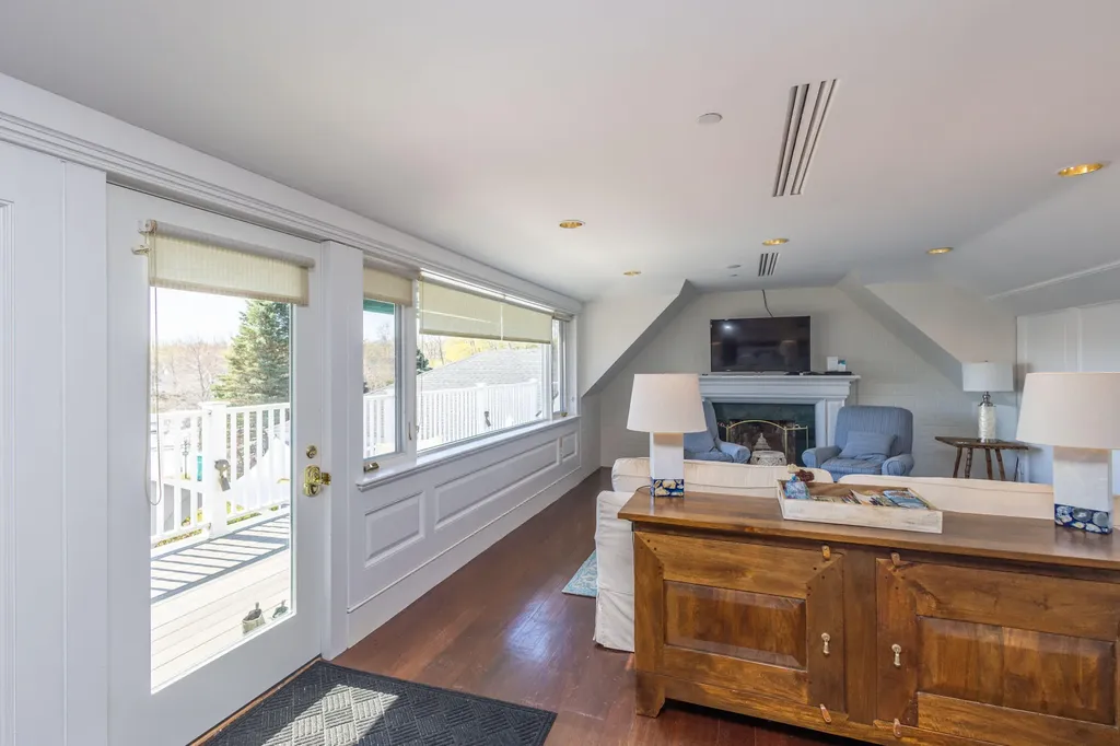 48 Washington Street Camden ME 04843