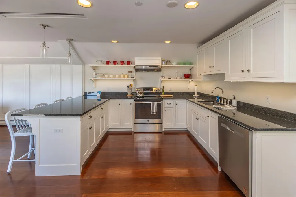 48 Washington Street Camden ME 04843