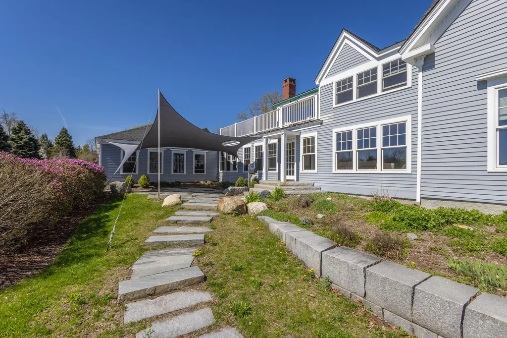 48 Washington Street Camden ME 04843