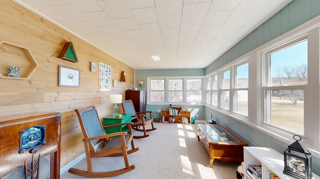 386 East Avenue Lewiston ME 04240