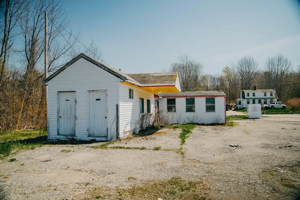 87 U.s. Highway 1 Verona Island ME 04416