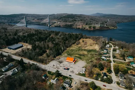 87 U.s. Highway 1 Verona Island ME 04416