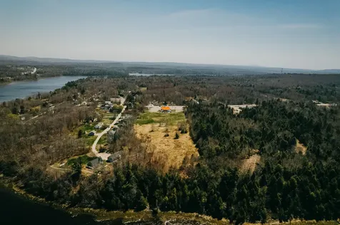 87 U.s. Highway 1 Verona Island ME 04416