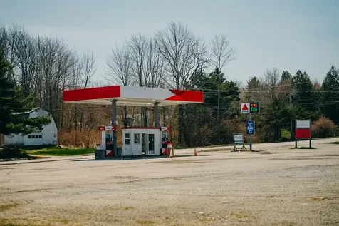 87 U.s. Highway 1 Verona Island ME 04416