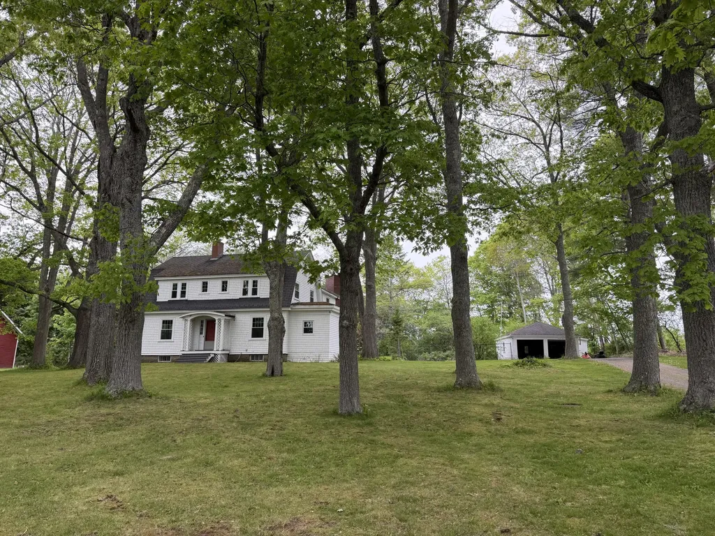188 Main Road N Hampden ME 04444
