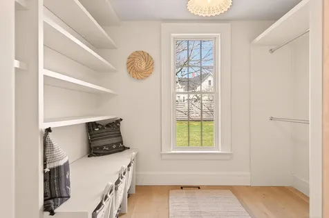 37 South Street Yarmouth ME 04096