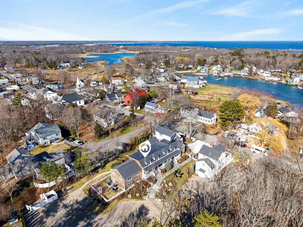 15 Langsford Road Kennebunkport ME 04046