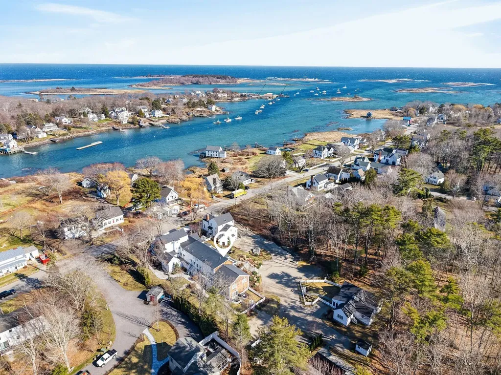 15 Langsford Road Kennebunkport ME 04046