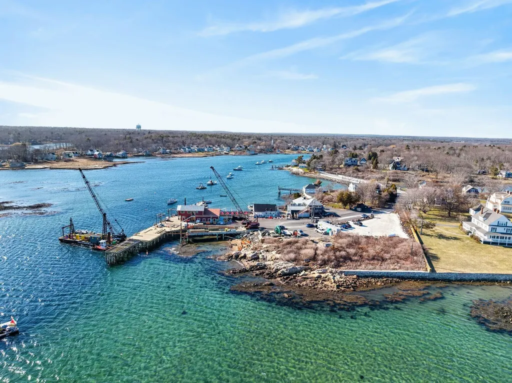 15 Langsford Road Kennebunkport ME 04046