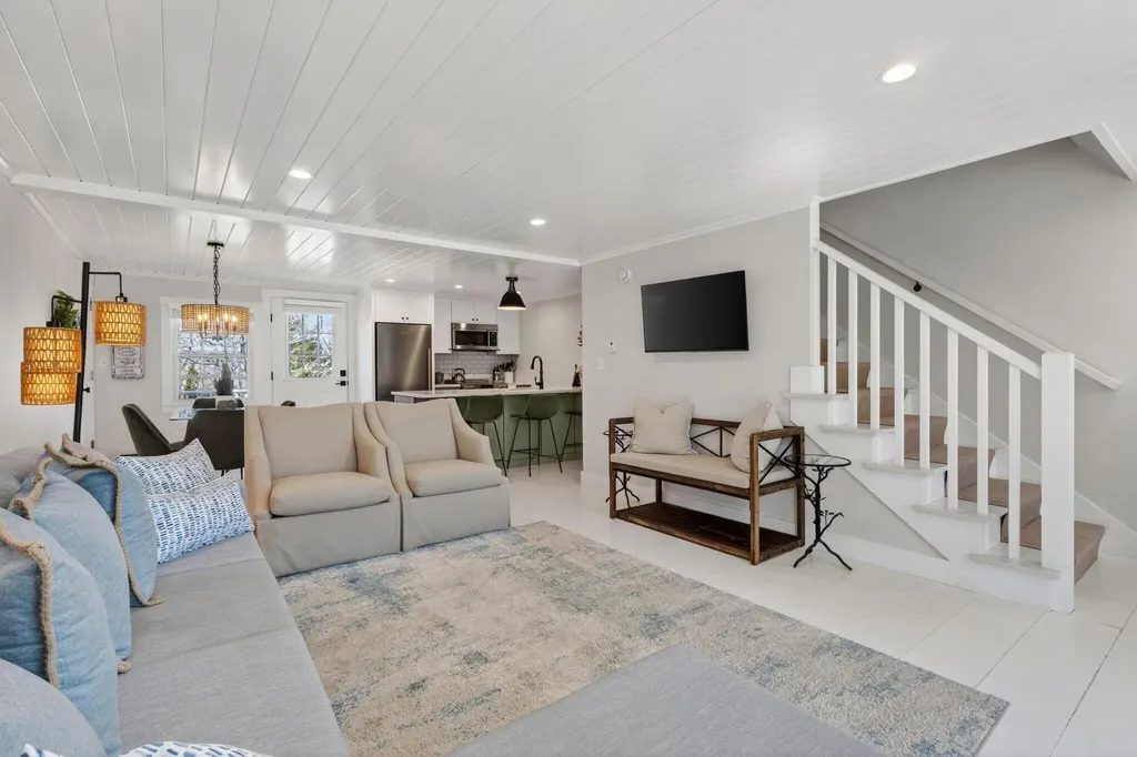 15 Langsford Road Kennebunkport ME 04046