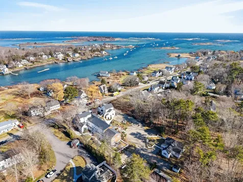 15 Langsford Road Kennebunkport ME 04046