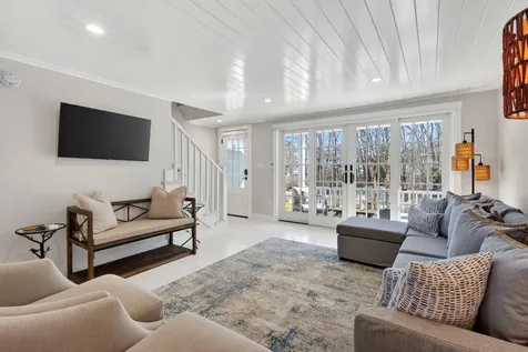 15 Langsford Road Kennebunkport ME 04046