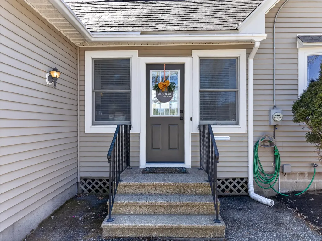99 Main Street Lisbon ME 04252