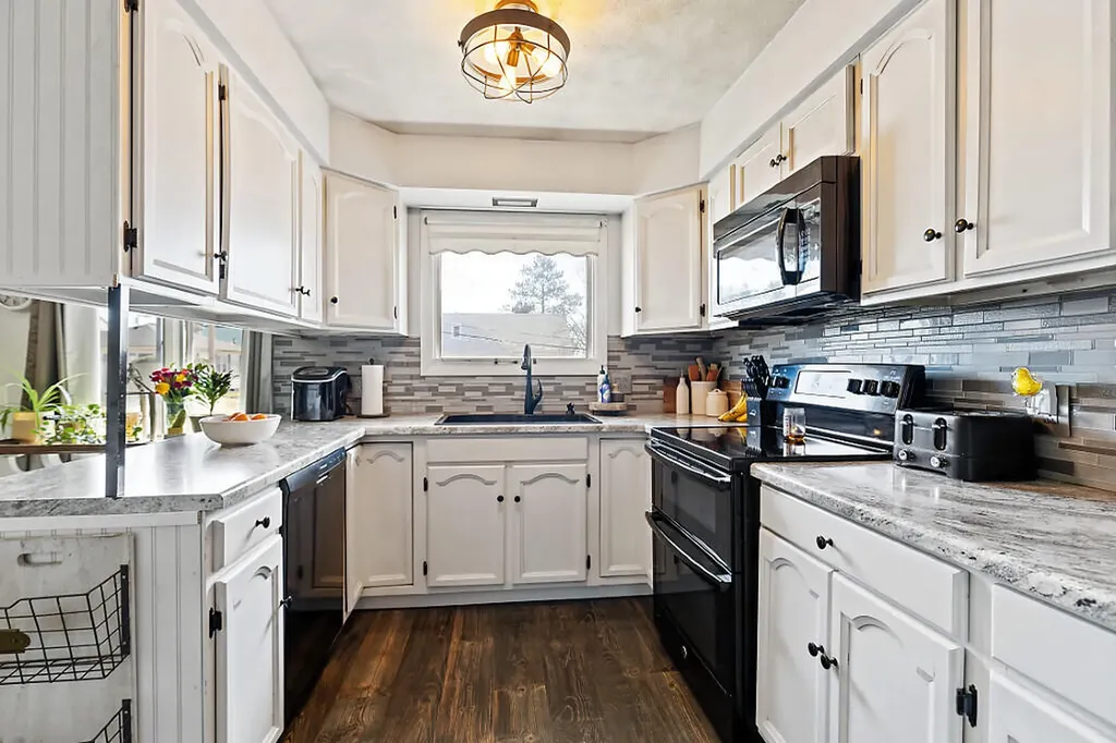 6 Victor Terrace Winslow ME 04901