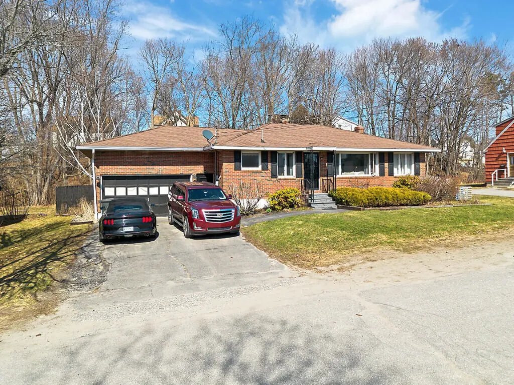 6 Victor Terrace Winslow ME 04901