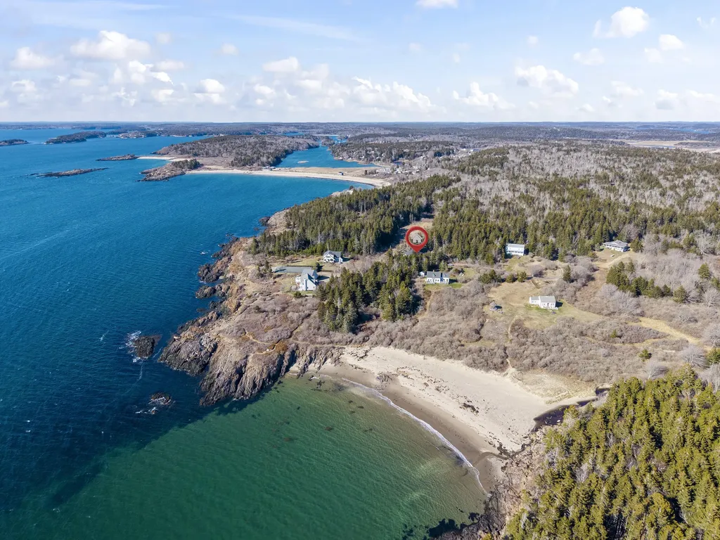 27 Seacrest Circle Phippsburg ME 04562