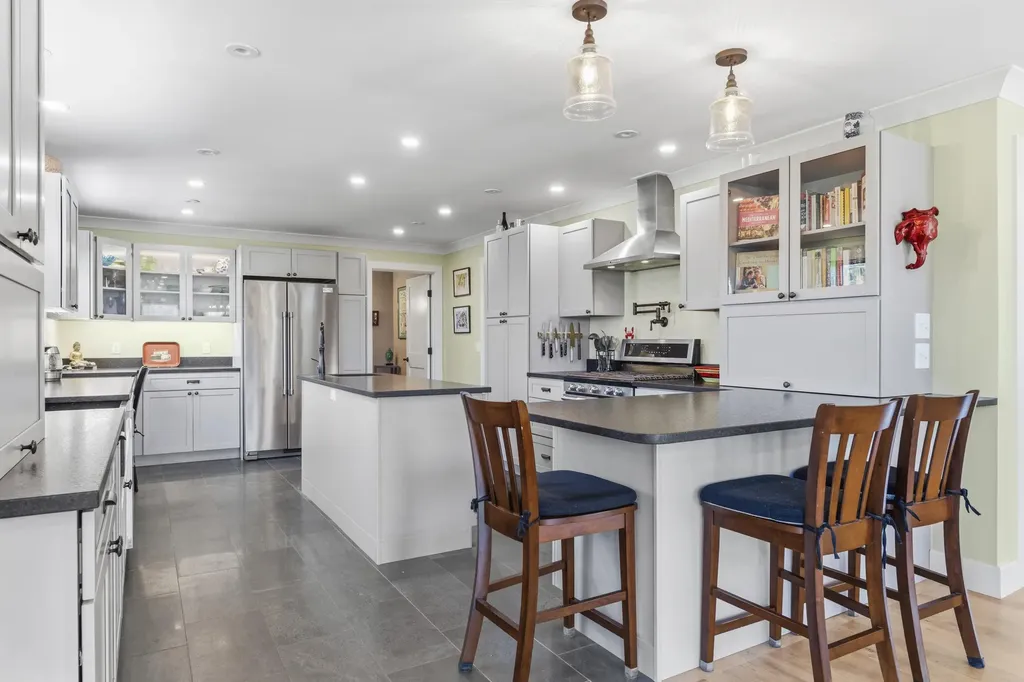 27 Seacrest Circle Phippsburg ME 04562
