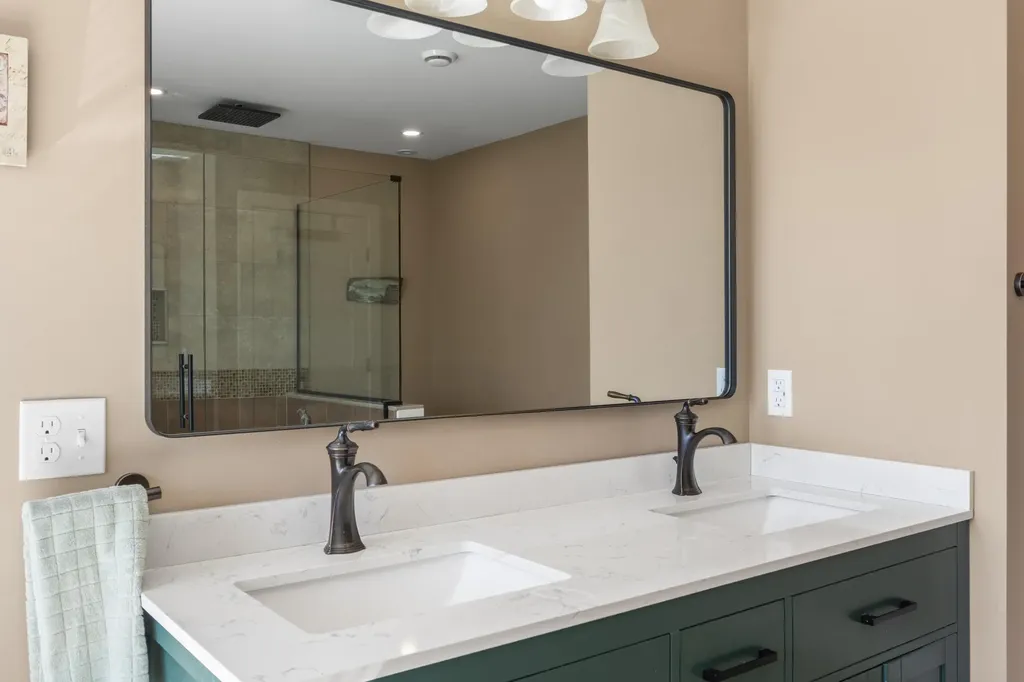 27 Seacrest Circle Phippsburg ME 04562