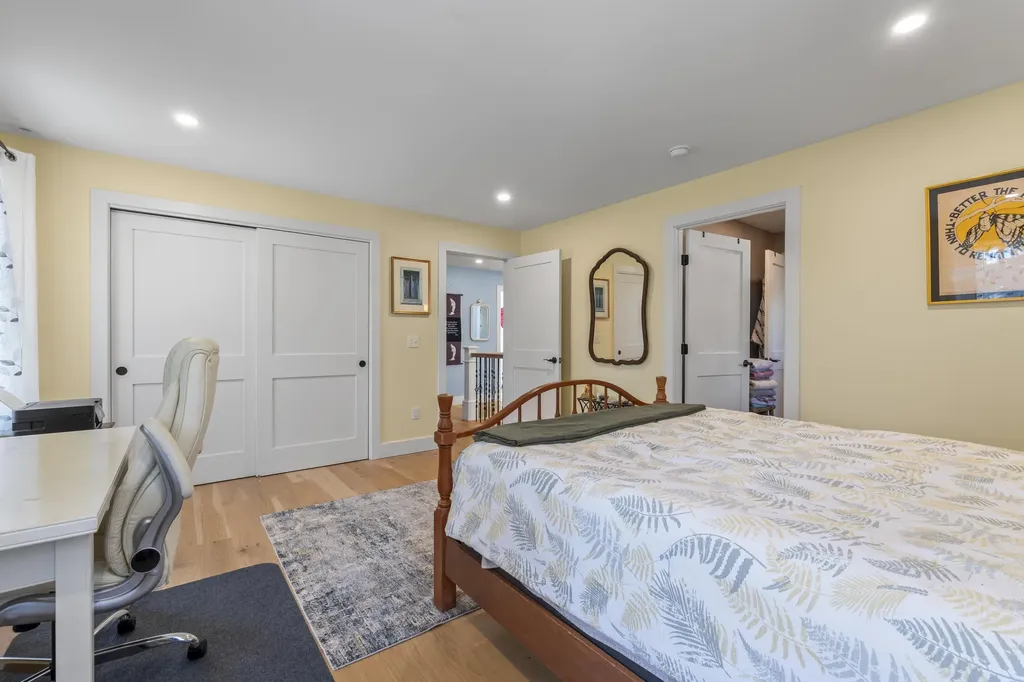 27 Seacrest Circle Phippsburg ME 04562