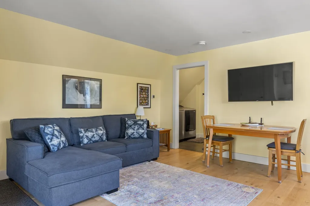 27 Seacrest Circle Phippsburg ME 04562