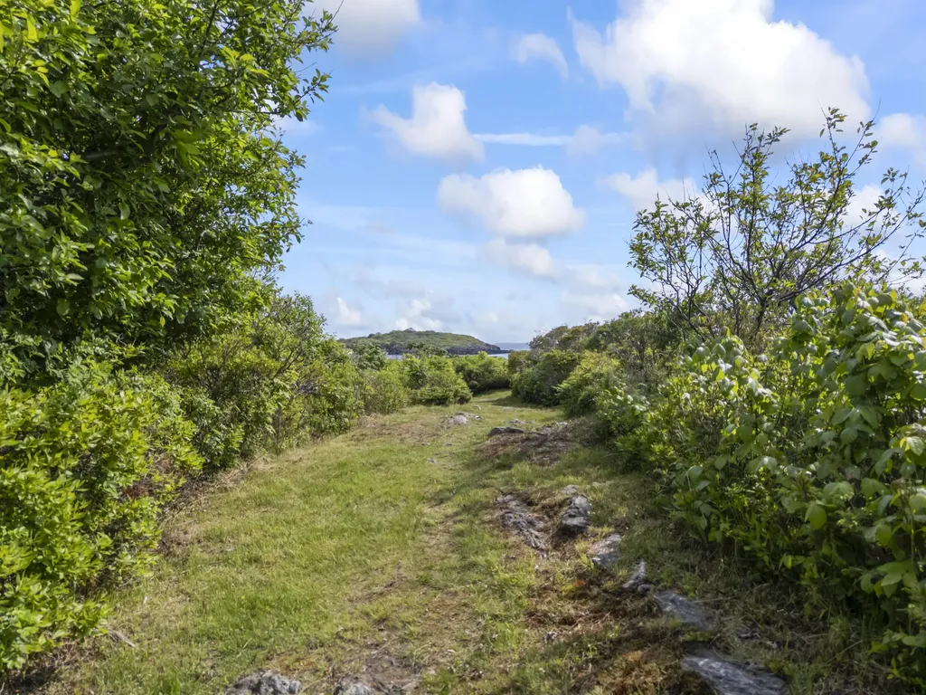 27 Seacrest Circle Phippsburg ME 04562