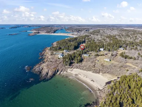 27 Seacrest Circle Phippsburg ME 04562