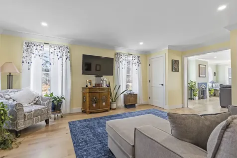 27 Seacrest Circle Phippsburg ME 04562