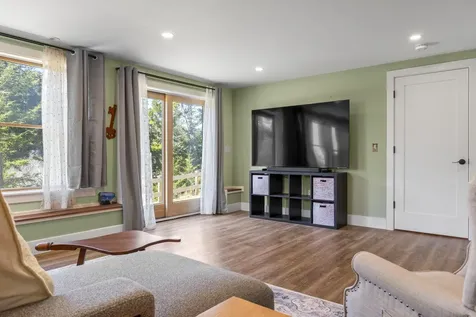 27 Seacrest Circle Phippsburg ME 04562
