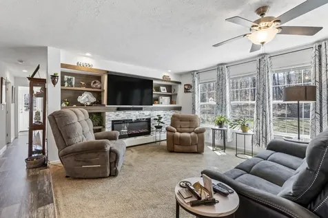 25 Birch Street Winthrop ME 04364