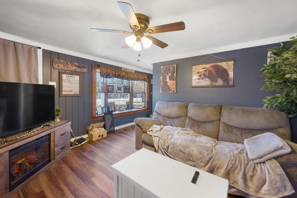 238 Swan Lake Avenue Belfast ME 04915