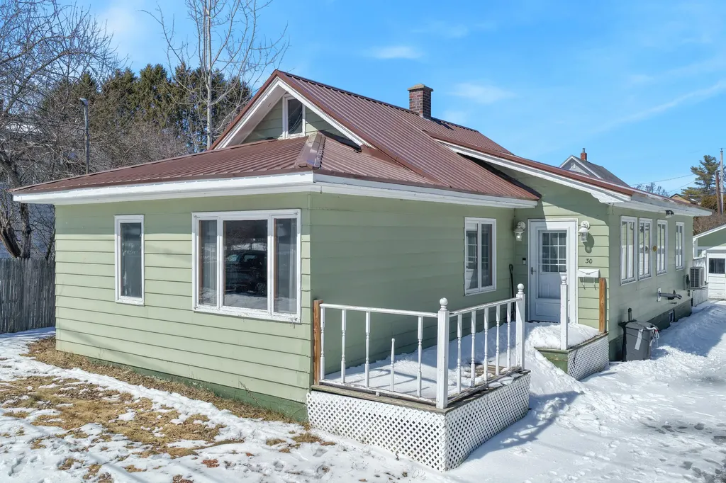 30 Washington Street Caribou ME 04736