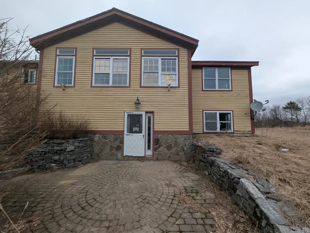 128 Pinewoods Road Lewiston ME 04240