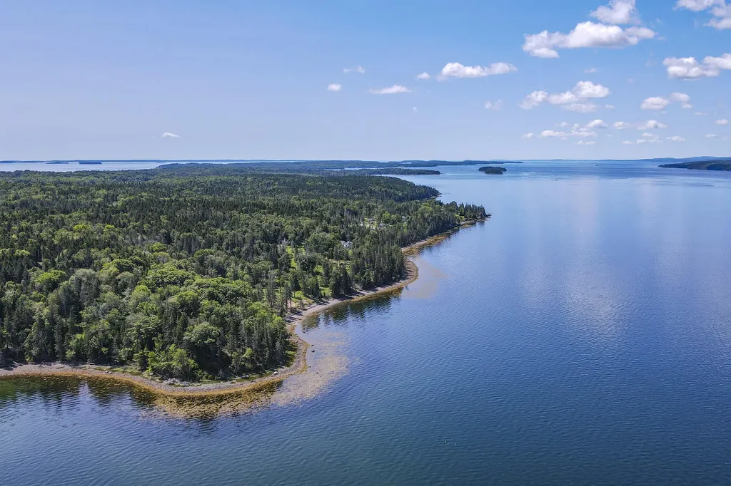 1317 Trim Lane Islesboro ME 04848