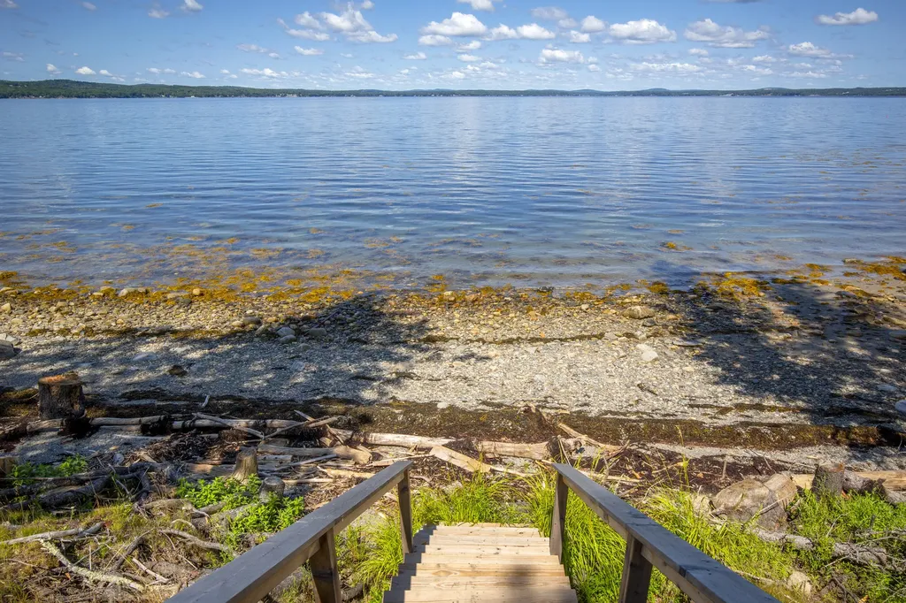 1317 Trim Lane Islesboro ME 04848