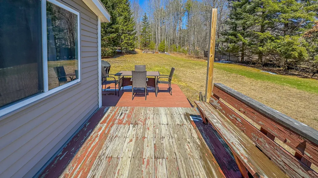 513 S High Street Bridgton ME 04009