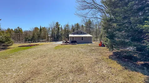 513 S High Street Bridgton ME 04009