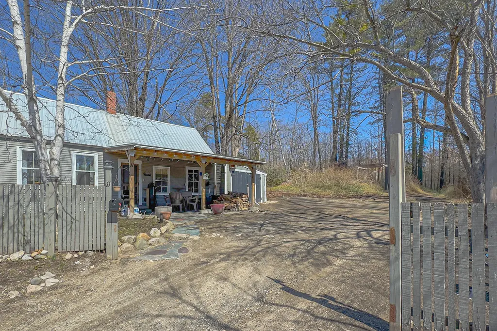 11 Harrison Road Bridgton ME 04009