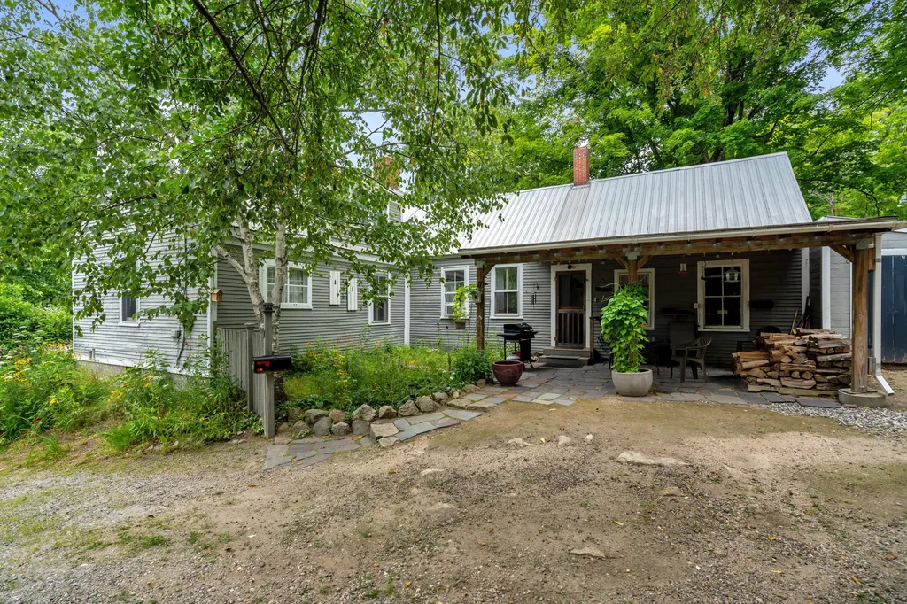 11 Harrison Road Bridgton ME 04009