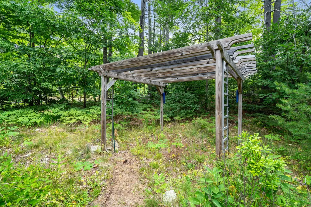 11 Harrison Road Bridgton ME 04009