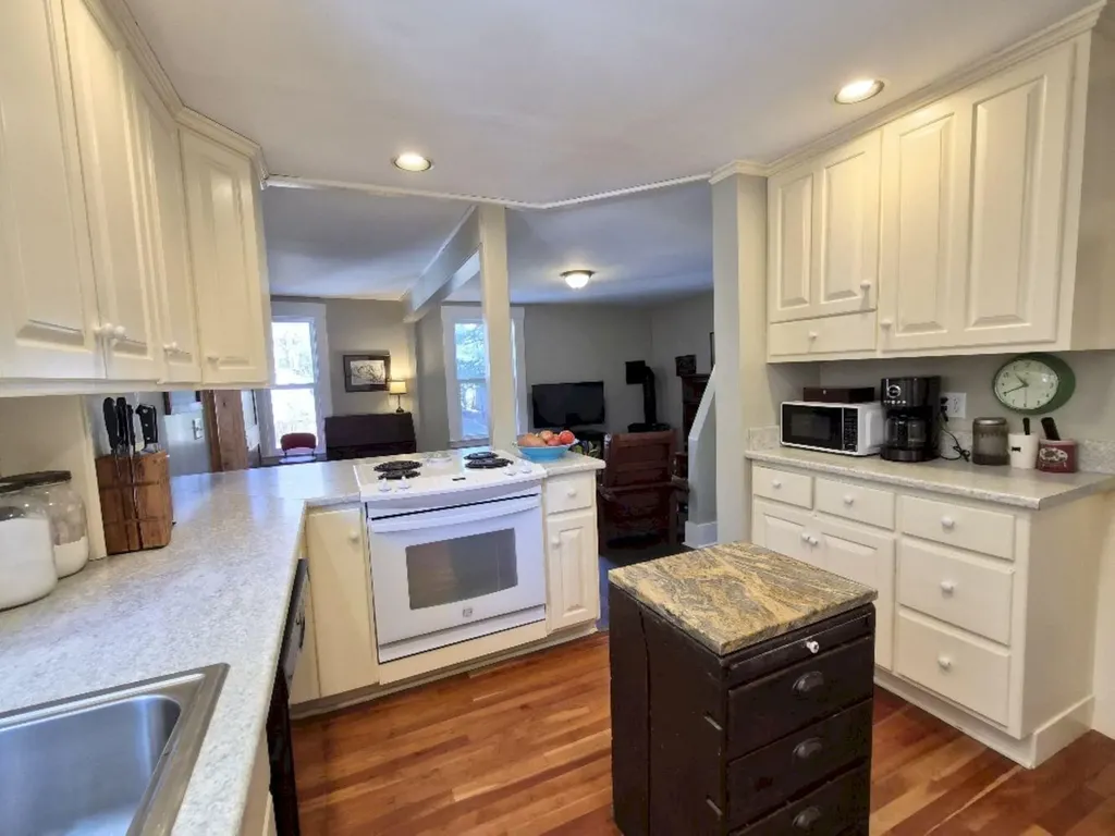 150 Greenwood Avenue Farmington ME 04938