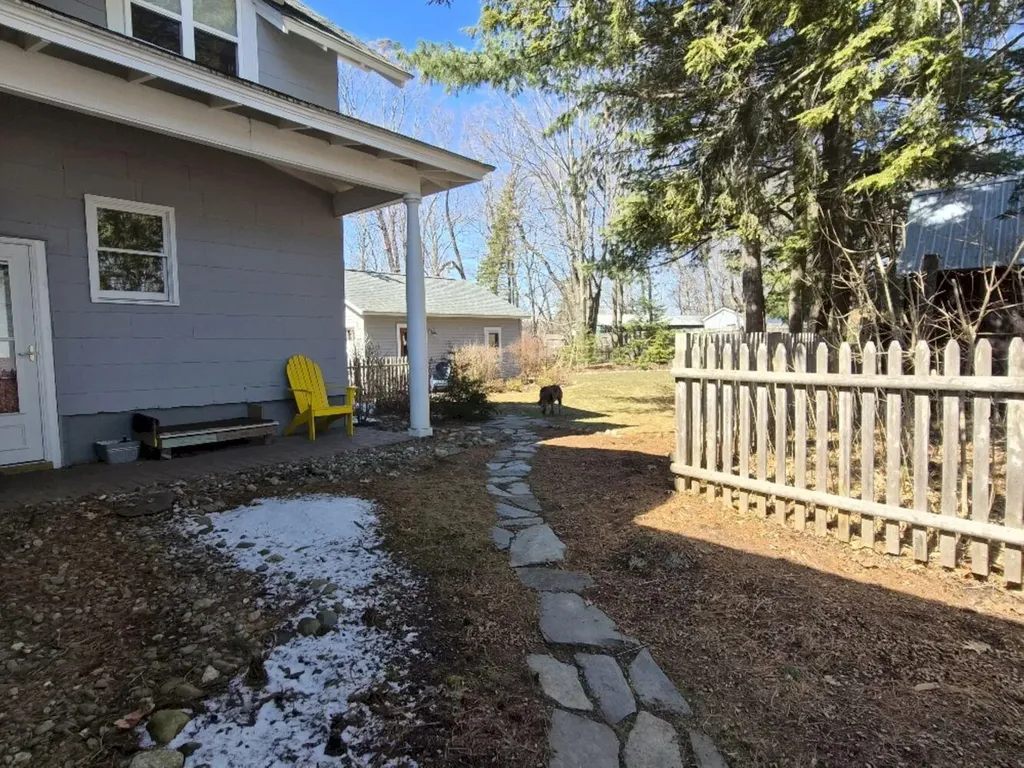 150 Greenwood Avenue Farmington ME 04938