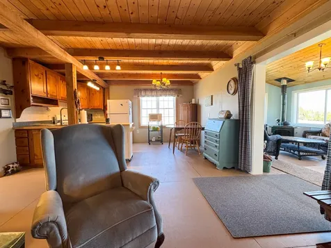 643 Averill Road Prentiss Twp T7 R3 Nbpp ME 04487