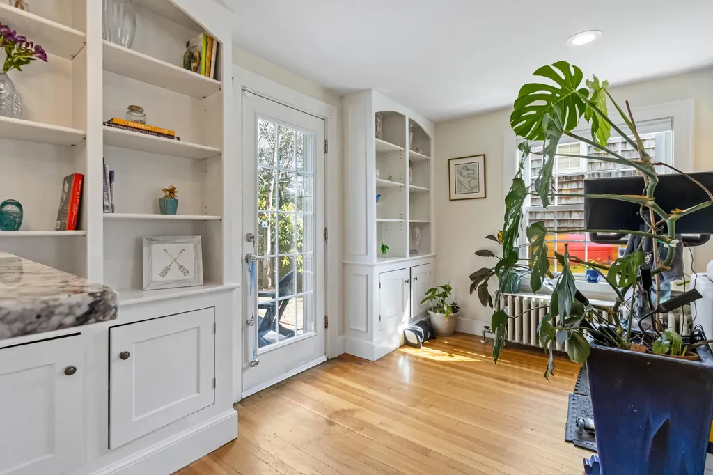 12 Reg Roc Road Falmouth ME 04105