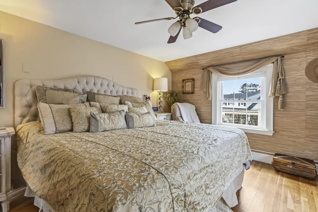 12 Reg Roc Road Falmouth ME 04105